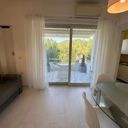 Abitare In Aparthotel La Caletta
