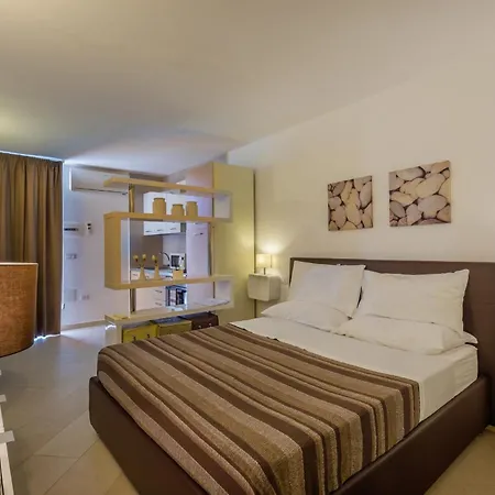 Aparthotel Abitare In 3*