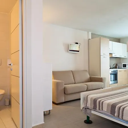 Aparthotel Abitare In 3*