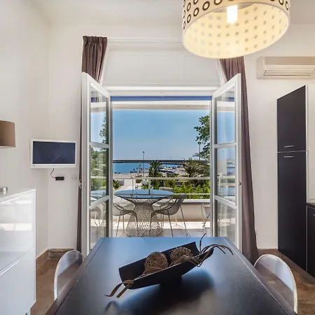 Abitare In Ξενοδοχείο με διαμερίσματα La Caletta