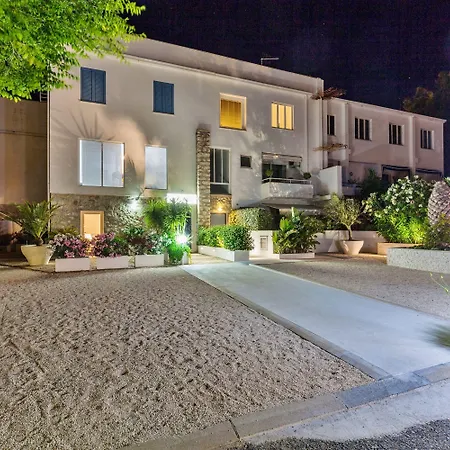 Abitare In Aparthotel 4*