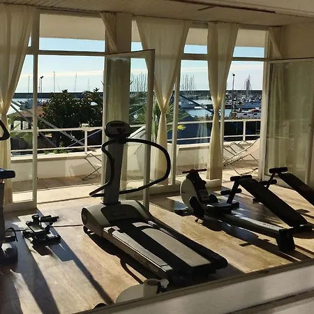 Ξενοδοχείο με διαμερίσματα Abitare In