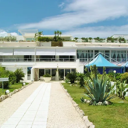 Abitare In Aparthotel La Caletta